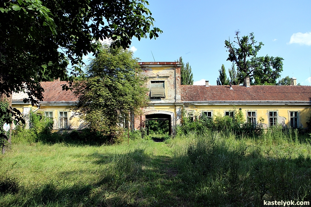 Wenckheim-kastély - Békéscsaba (Gerla) Wenckheim-kastély - Békéscsaba (Gerla) - KASTELYOK.COM