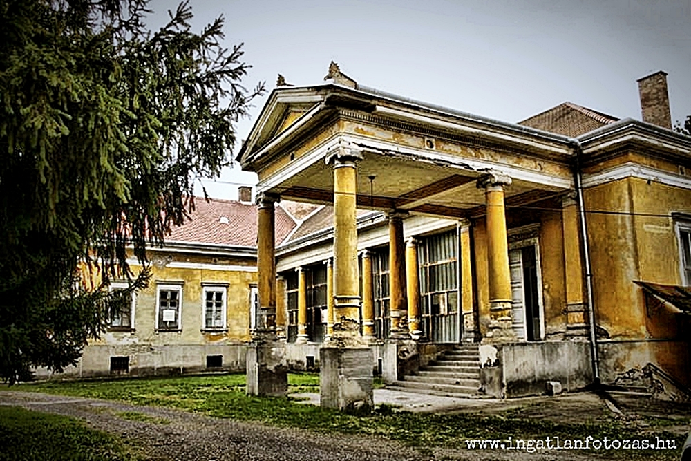 Serényi-kastély - Putnok Serényi-kastély - Putnok - KASTELYOK.COM