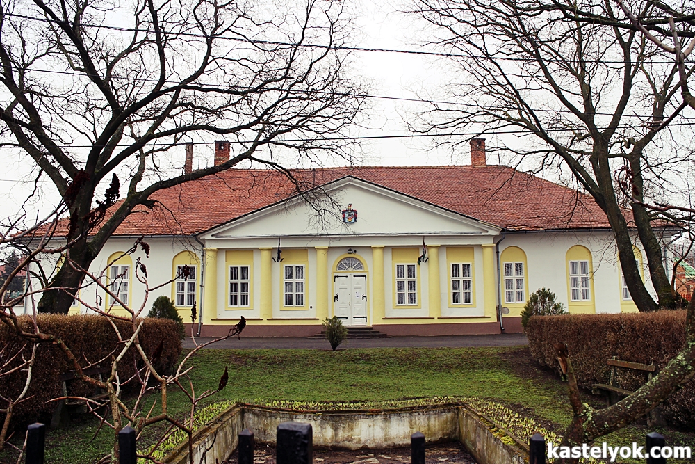 Bárczay-kastély - Pere Bárczay-kastély - Pere - KASTELYOK.COM
