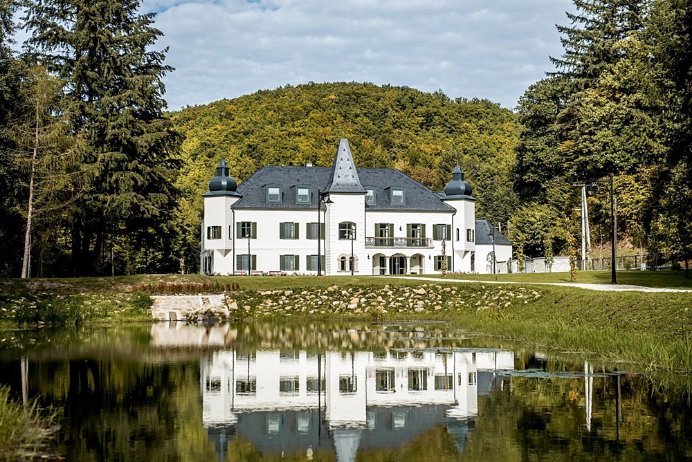 Bretzeinheim-Waldbott kastély - Háromhuta Bretzeinheim-Waldbott kastély - Háromhuta - KASTELYOK.COM