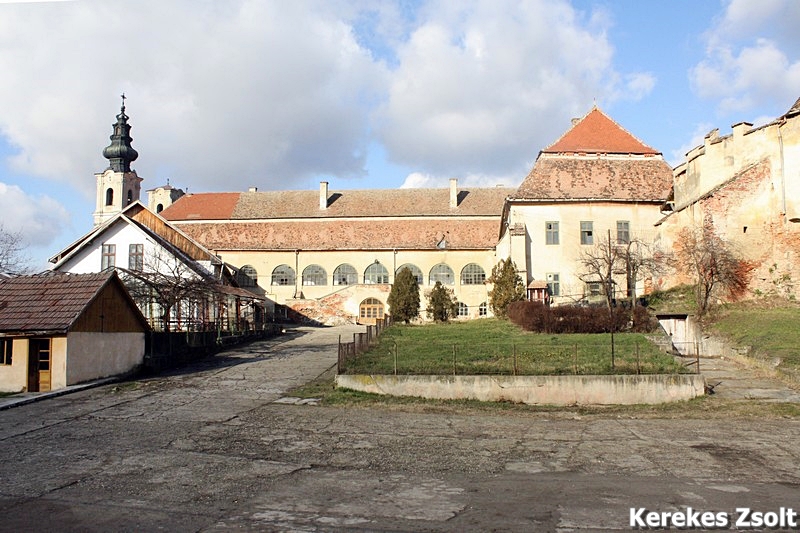 Apaffy-kastély - Erzsébetváros (Dumbrăveni) Apaffy-kastély - Erzsébetváros (Dumbrăveni) - KASTELYOK.COM
