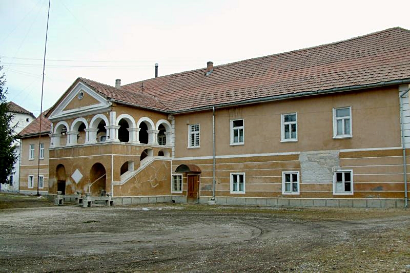 Béldi-Mikes kastély - Uzon (Ozun) Béldi-Mikes kastély - Uzon (Ozun) - KASTELYOK.COM