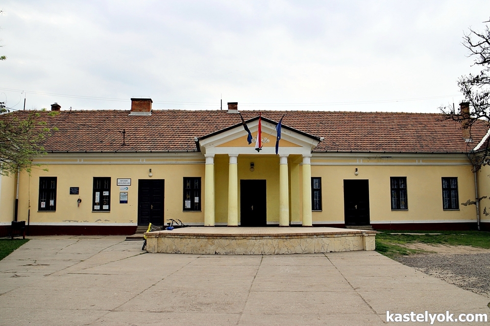 Csiszár-kastély - Karácsond Csiszár-kastély - Karácsond - KASTELYOK.COM