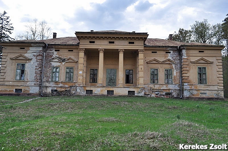 Konopi-kastély - Odvos (Odvoș) Konopi-kastély - Odvos (Odvoș) - KASTELYOK.COM