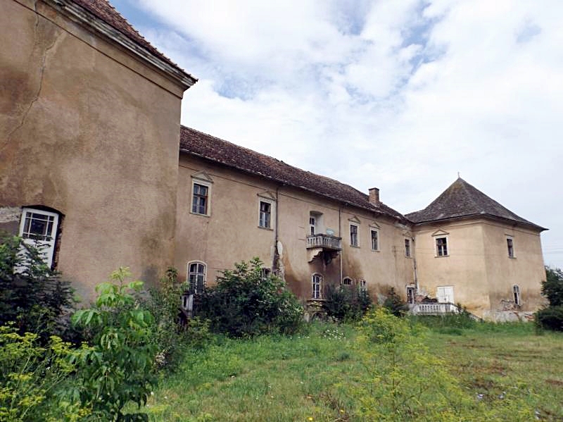 Kornis-Rákóczi-Bethlen kastély - Radnót (Iernut) Kornis-Rákóczi-Bethlen kastély - Radnót (Iernut) - KASTELYOK.COM