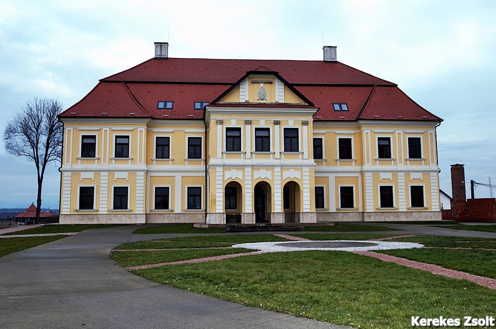 Teleki-kastély - Kővárhosszúfalu (Satulung) Teleki-kastély - Kővárhosszúfalu (Satulung) - KASTELYOK.COM