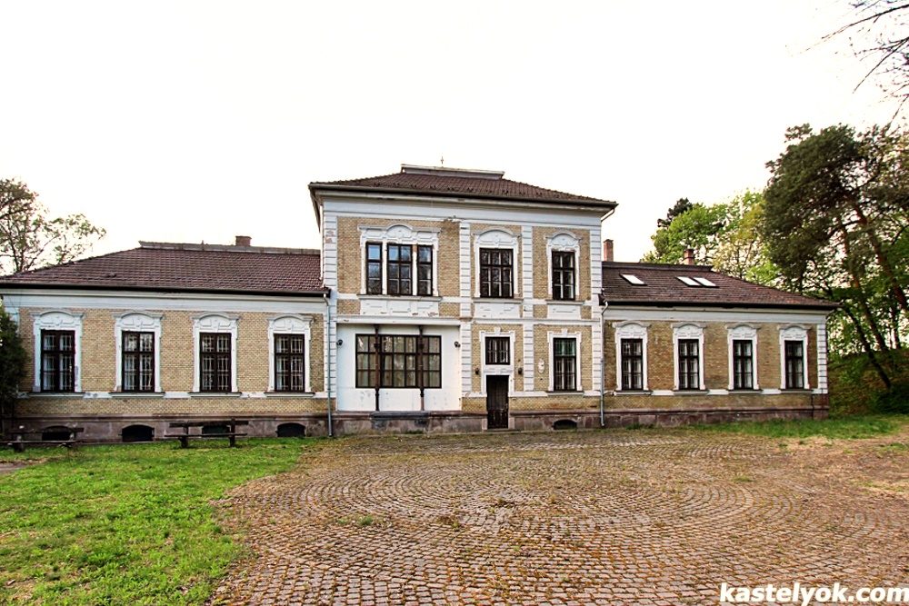 Barkóczy-kastély - Recsk Barkóczy-kastély - Recsk - KASTELYOK.COM