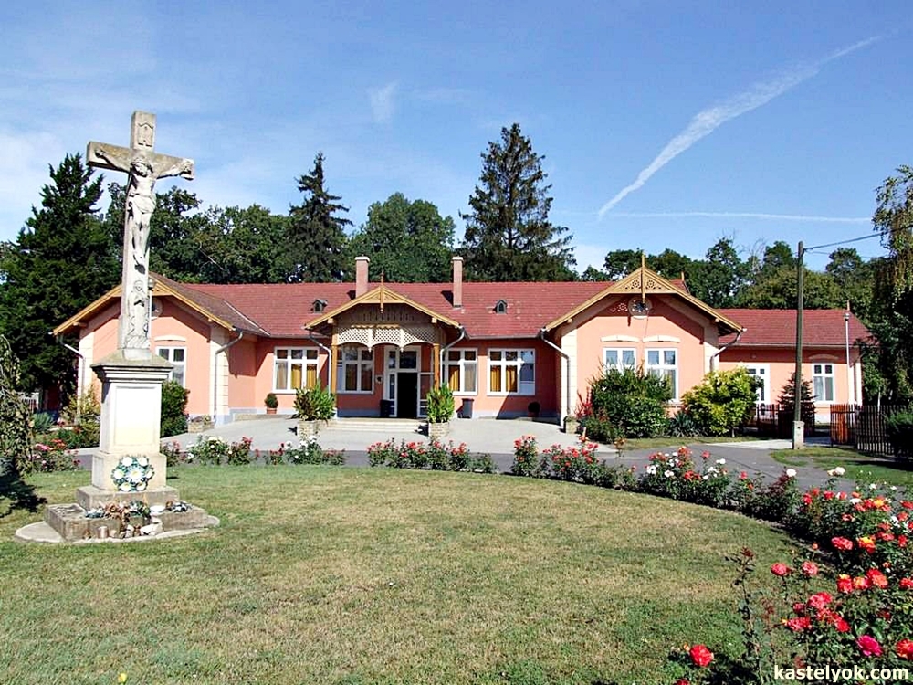 Keszlerffy-kastély - Martfű Keszlerffy-kastély - Martfű - KASTELYOK.COM