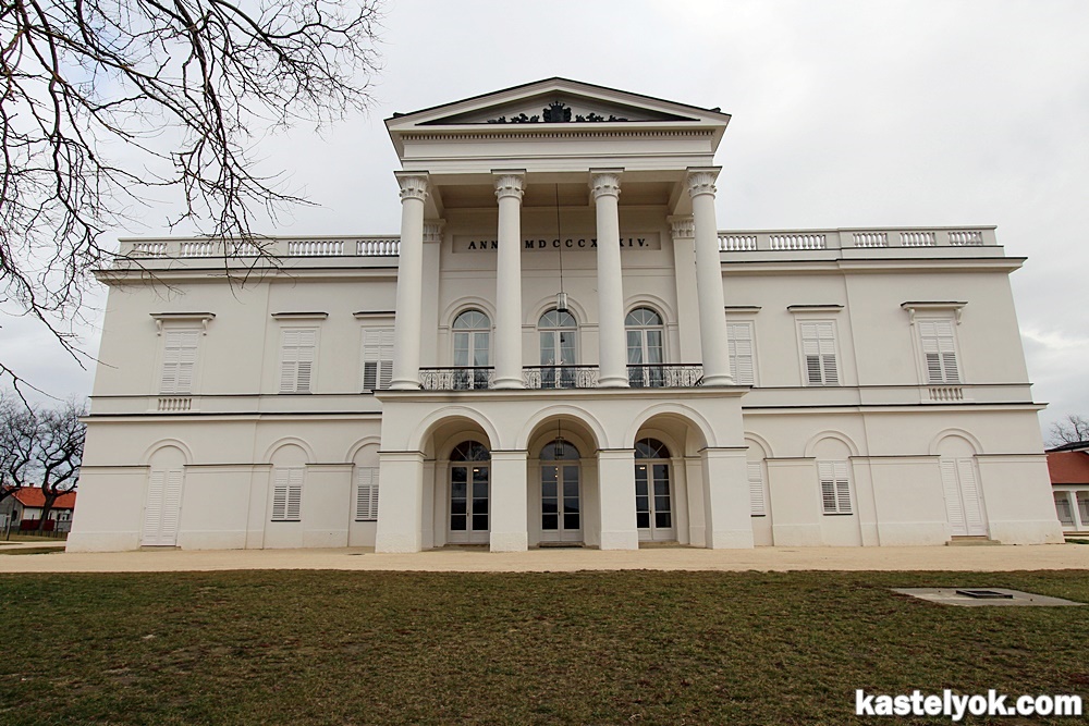 Sándor-Metternich kastély - Bajna Sándor-Metternich kastély - Bajna - KASTELYOK.COM