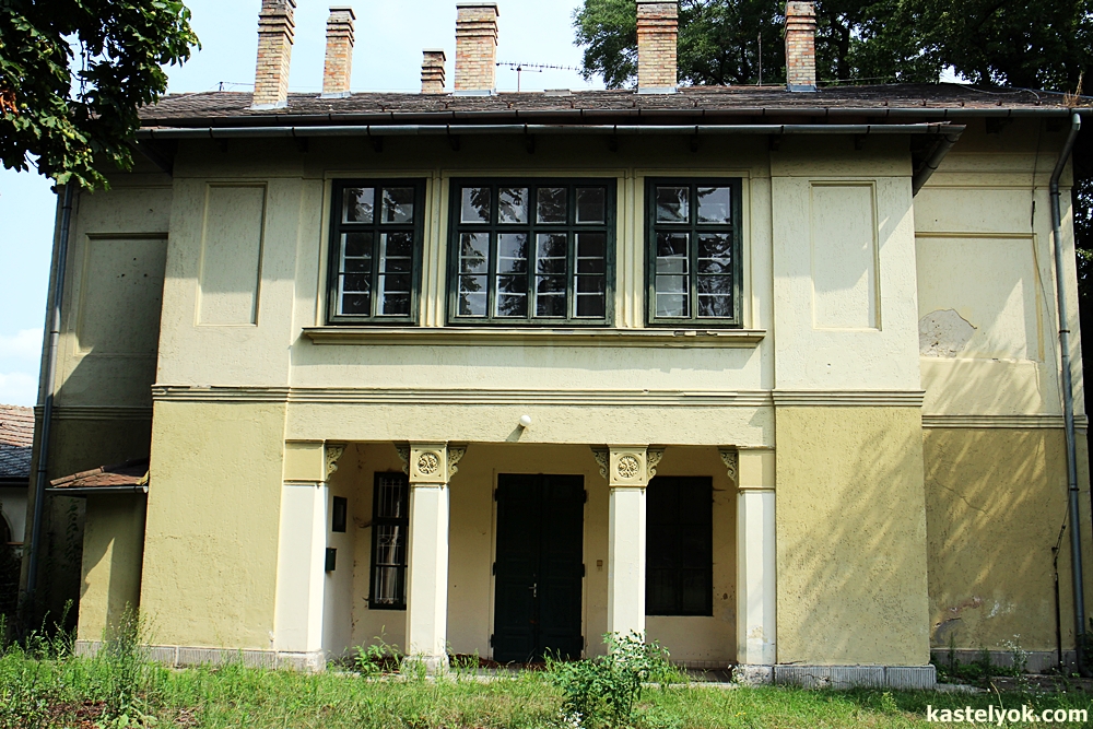 Heckenast-kastély - Pilismarót Heckenast-kastély - Pilismarót - KASTELYOK.COM