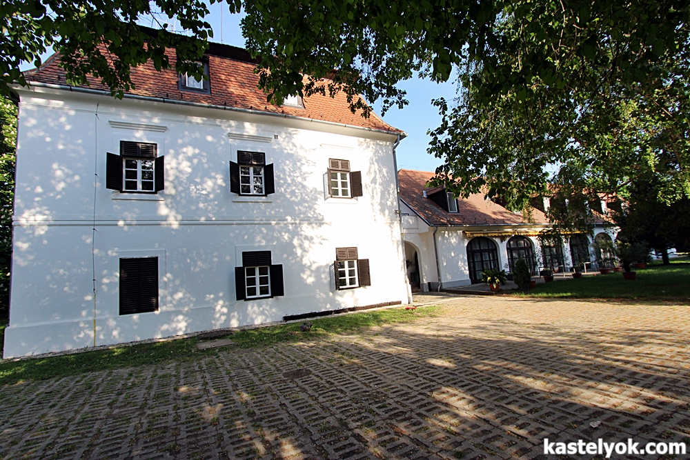 Batthyány-kastély - Pécs-Üszögpuszta Batthyány-kastély - Pécs-Üszögpuszta - KASTELYOK.COM