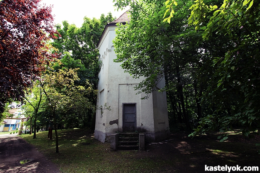 Szirmay-kastély - Tápióság Szirmay-kastély - Tápióság - KASTELYOK.COM