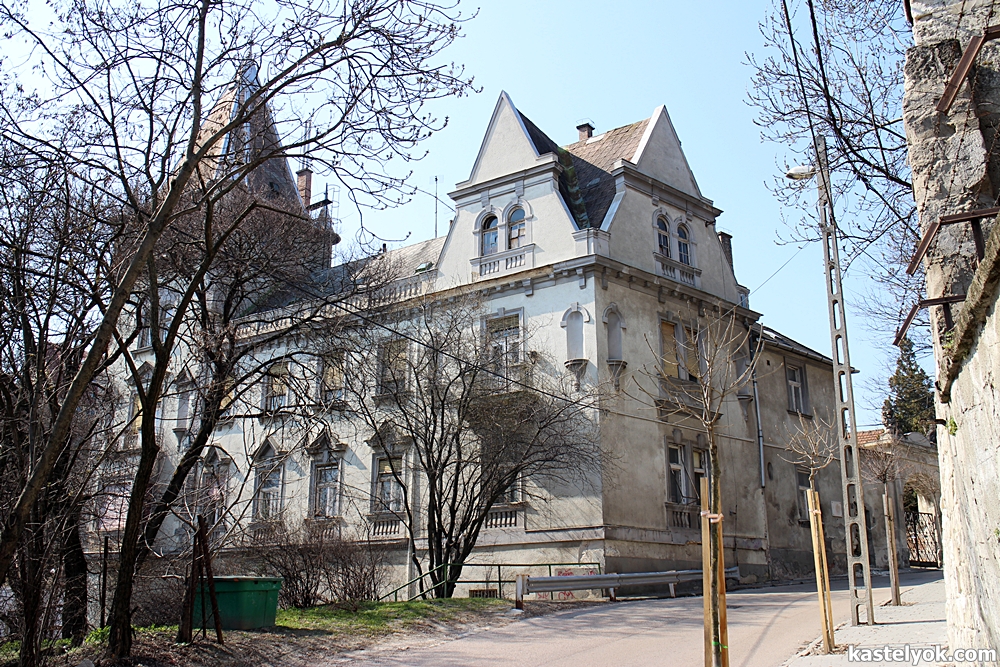 Czuba-Durozier kastély - Budapest XXII. Kerület Czuba-Durozier kastély - Budapest XXII. Kerület - KASTELYOK.COM