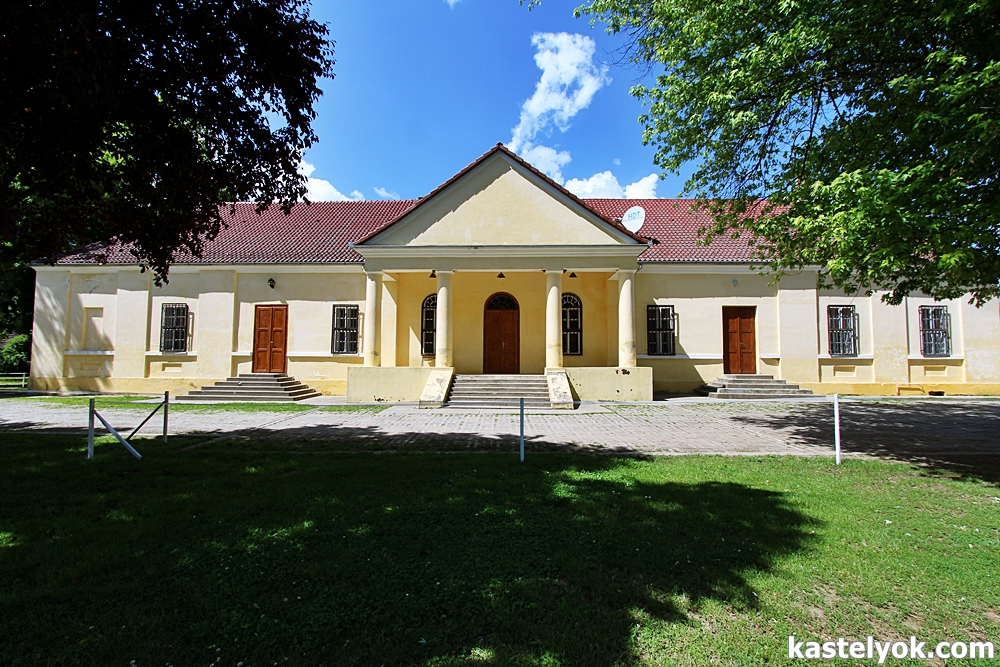 Uray-kastély - Beregsurány Uray-kastély - Beregsurány - KASTELYOK.COM