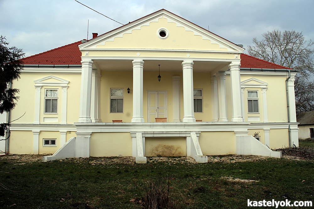 Domahídy-kastély - Szamosangyalos Domahídy-kastély - Szamosangyalos - KASTELYOK.COM
