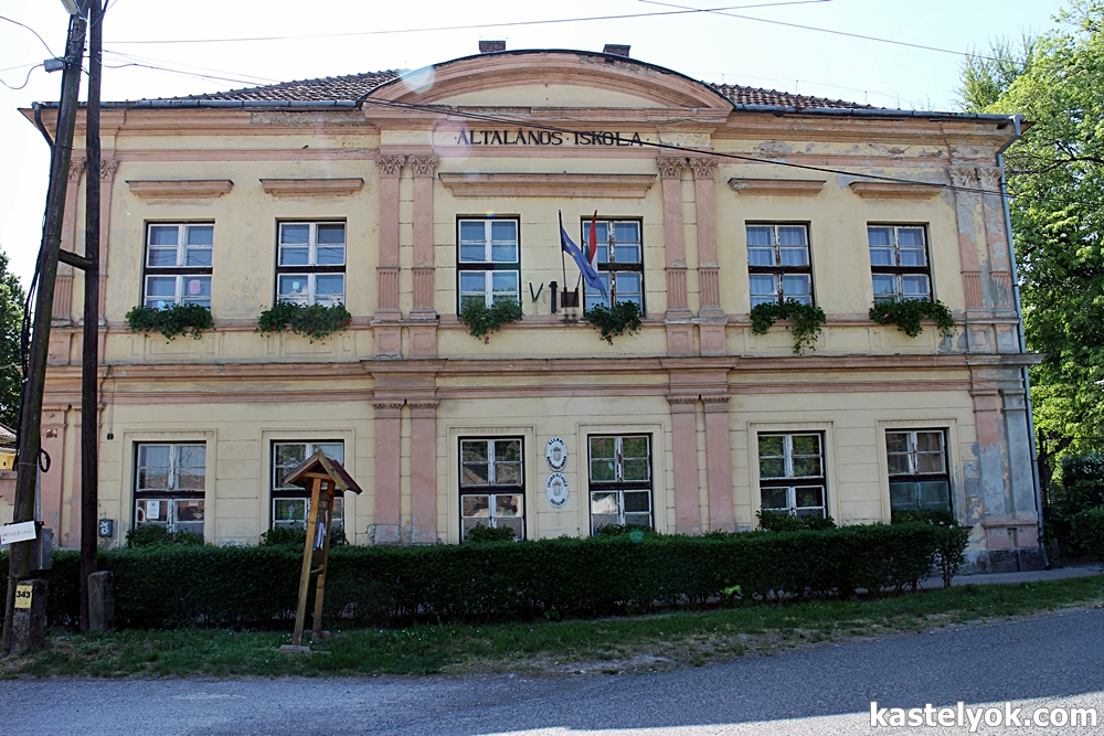 Jankovich-Bésán kastély - Dunaszekcső Jankovich-Bésán kastély - Dunaszekcső - KASTELYOK.COM