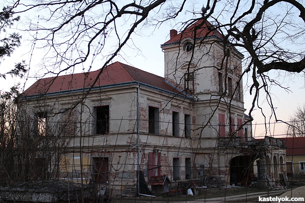 Mesterházy-kastély - Csehimindszent (Potypuszta) Mesterházy-kastély - Csehimindszent (Potypuszta) - KASTELYOK.COM