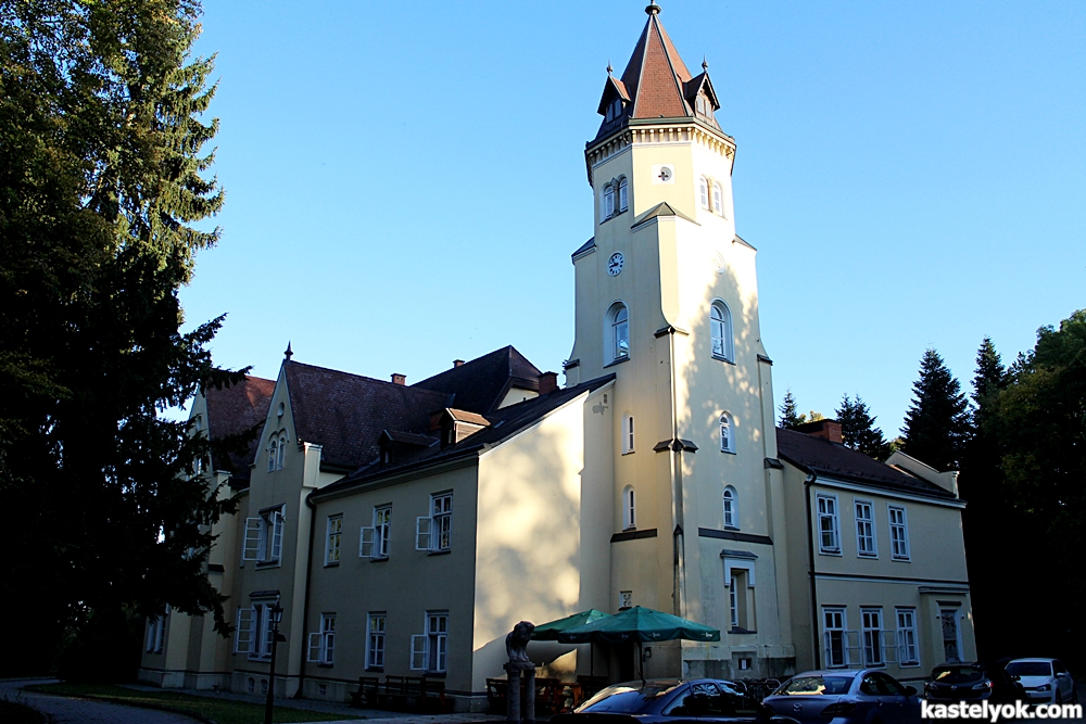 Festetich-kastélyszálló - Szeleste Festetich-kastélyszálló - Szeleste - KASTELYOK.COM