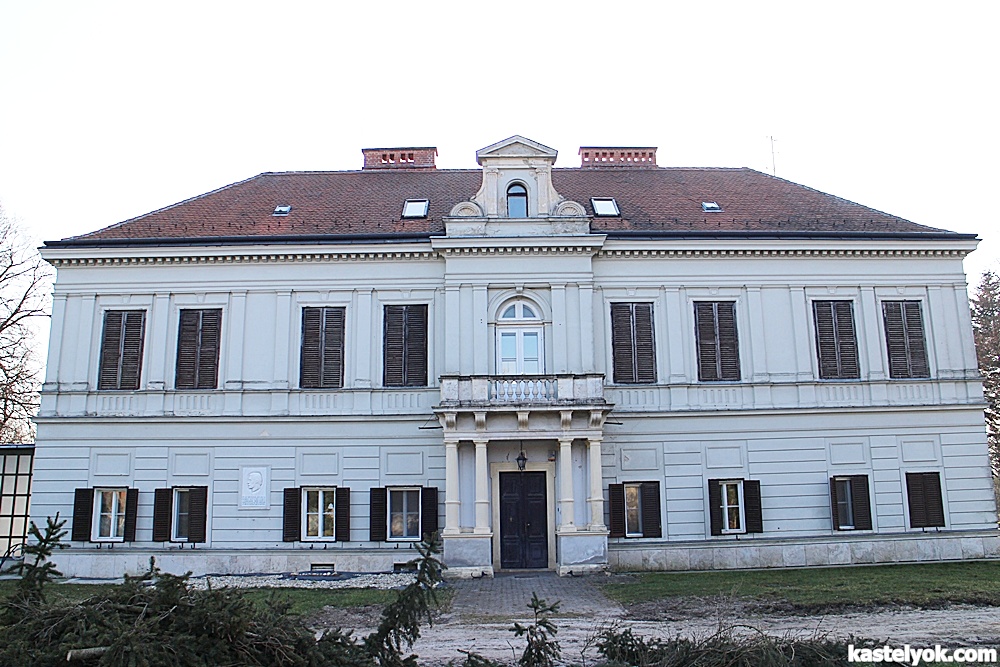 Markusovszky-kastély - Vasegerszeg Markusovszky-kastély - Vasegerszeg - KASTELYOK.COM