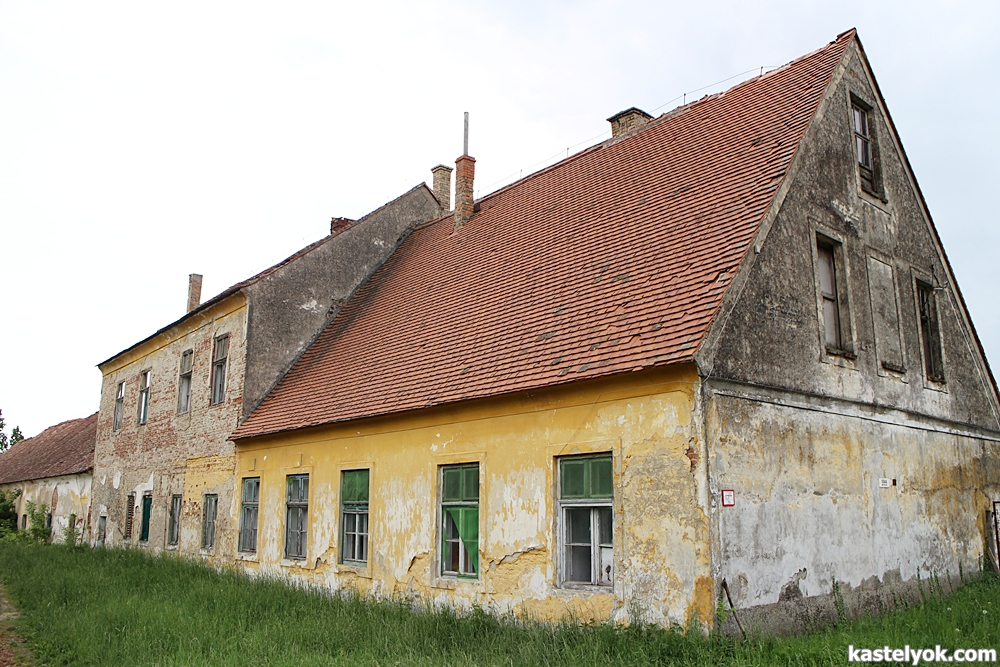 Révay-kastély - Kemenespálfa Révay-kastély - Kemenespálfa - KASTELYOK.COM