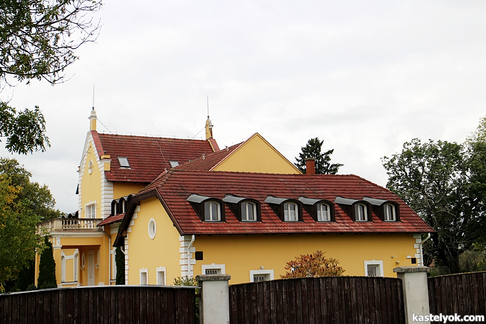 Rosenberg-kastély - Táplánszentkereszt Rosenberg-kastély - Táplánszentkereszt - KASTELYOK.COM