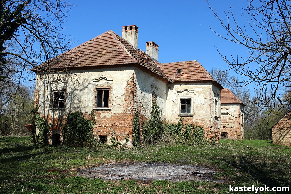 Bezerédy-kastély - Uraiújfalu-Szentivánfa Bezerédy-kastély - Uraiújfalu-Szentivánfa - KASTELYOK.COM